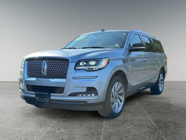 2022 Lincoln Navigator L Reserve