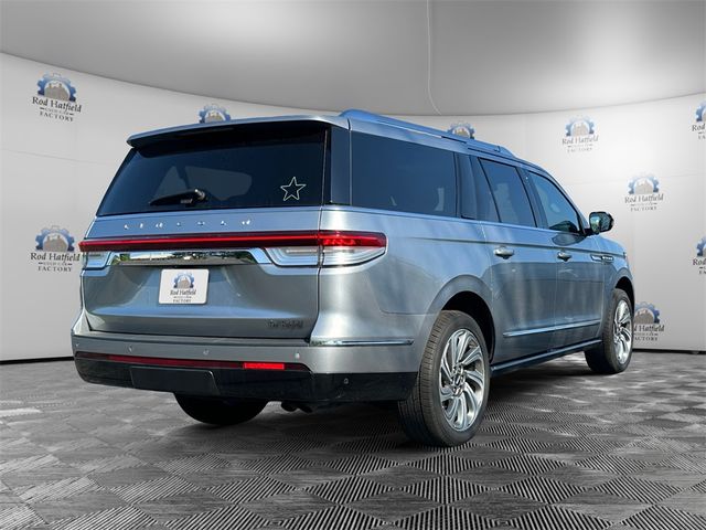 2022 Lincoln Navigator L Reserve