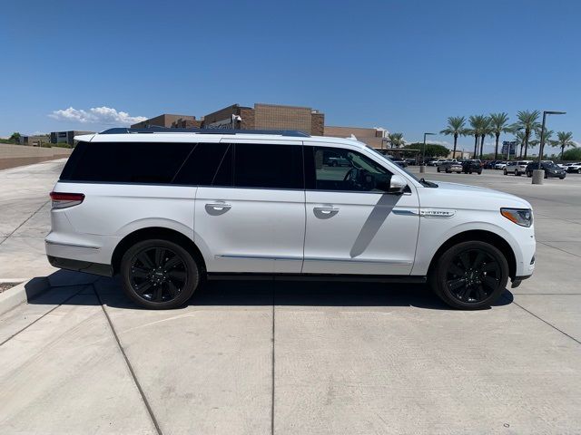 2022 Lincoln Navigator L Reserve