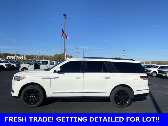 2022 Lincoln Navigator L Reserve