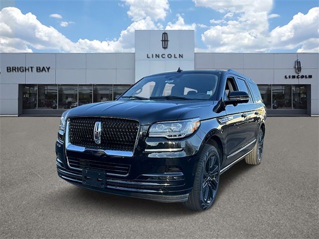 2022 Lincoln Navigator L Reserve