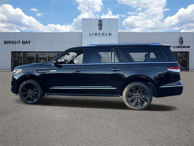 2022 Lincoln Navigator L Reserve