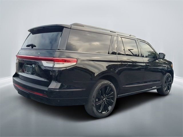 2022 Lincoln Navigator L Reserve