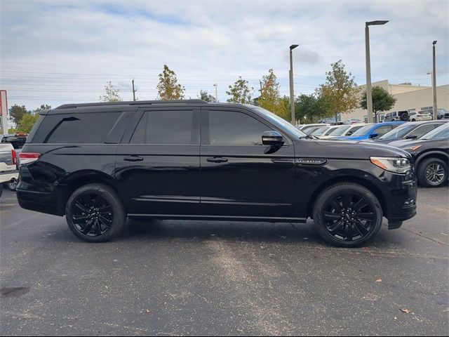 2022 Lincoln Navigator L Reserve