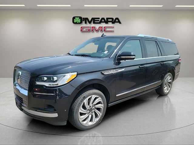 2022 Lincoln Navigator L Reserve