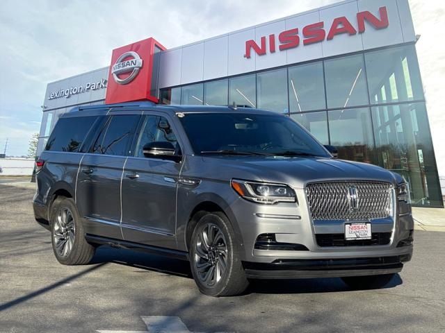 2022 Lincoln Navigator L Reserve