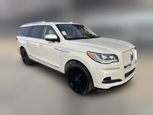 2022 Lincoln Navigator L Reserve