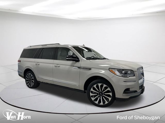 2022 Lincoln Navigator L Reserve