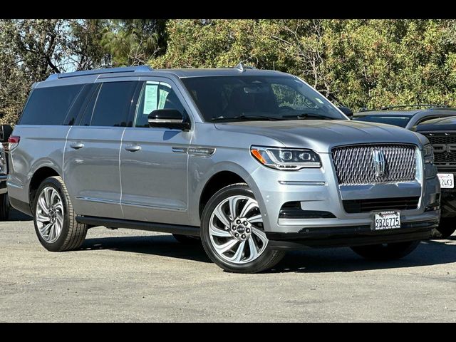 2022 Lincoln Navigator L Reserve