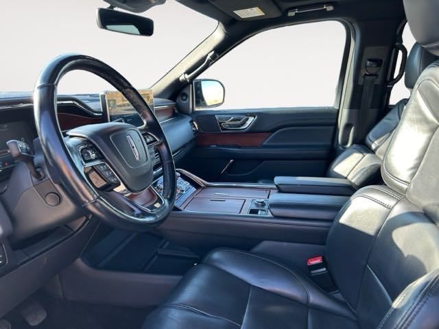 2022 Lincoln Navigator L Reserve