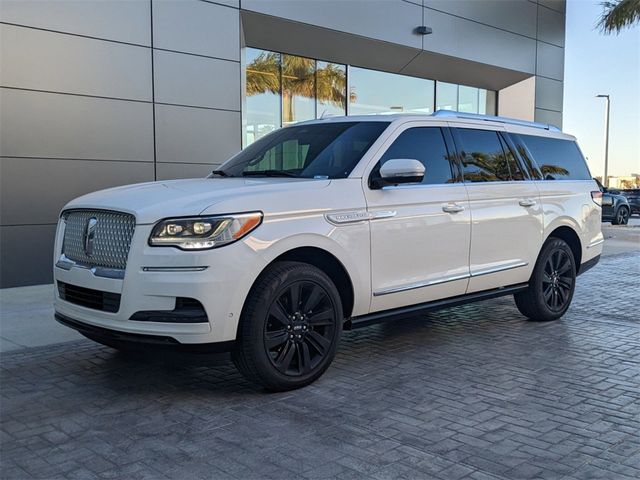 2022 Lincoln Navigator L Reserve