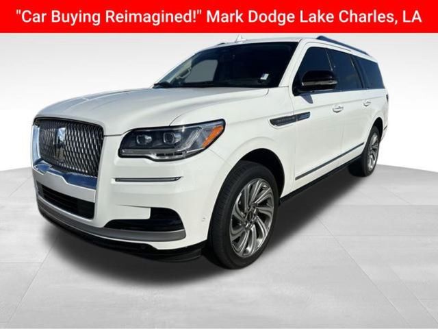 2022 Lincoln Navigator L Reserve