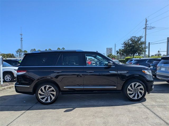 2022 Lincoln Navigator Reserve