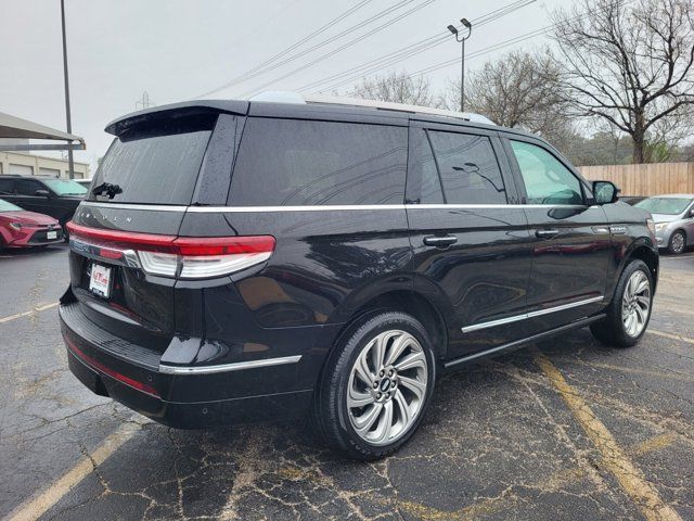 2022 Lincoln Navigator Reserve