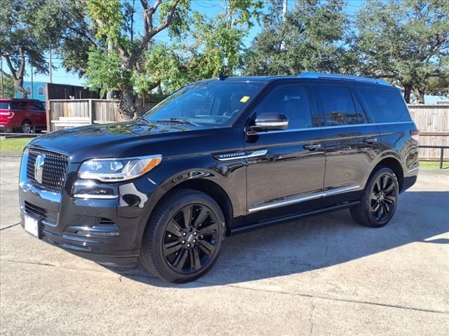 2022 Lincoln Navigator Reserve