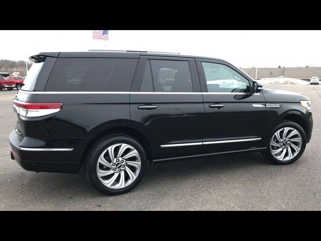2022 Lincoln Navigator Reserve