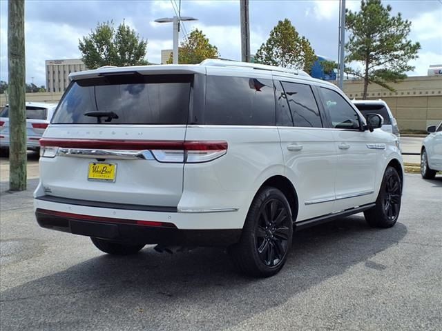 2022 Lincoln Navigator Reserve