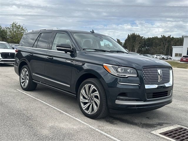 2022 Lincoln Navigator Reserve