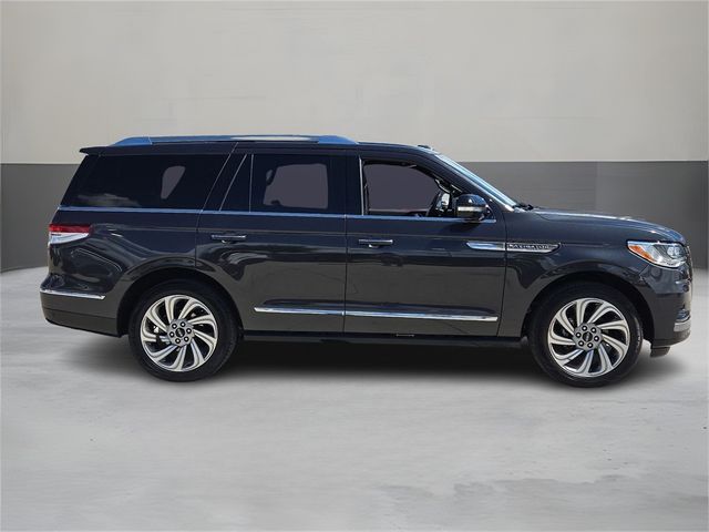 2022 Lincoln Navigator Reserve