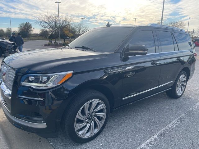 2022 Lincoln Navigator Reserve