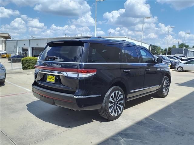 2022 Lincoln Navigator Reserve