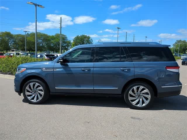 2022 Lincoln Navigator Reserve