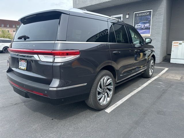 2022 Lincoln Navigator Reserve