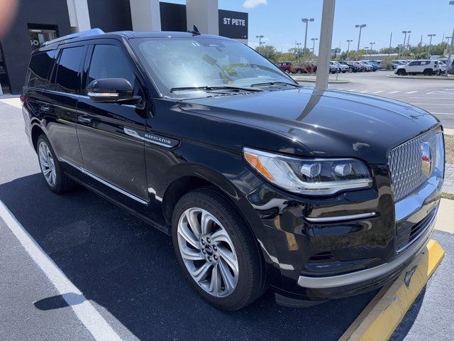 2022 Lincoln Navigator Reserve