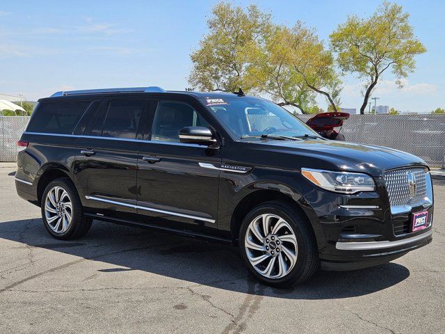 2022 Lincoln Navigator L Reserve