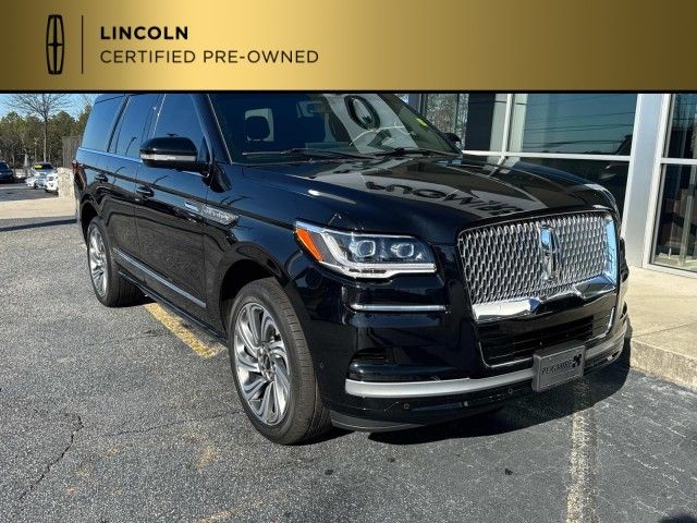 2022 Lincoln Navigator Standard