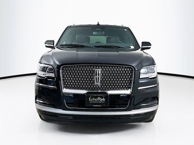 2022 Lincoln Navigator Standard