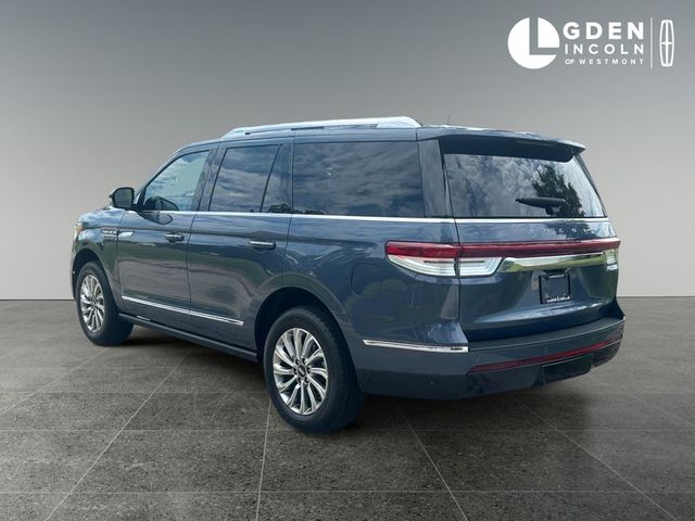 2022 Lincoln Navigator Standard