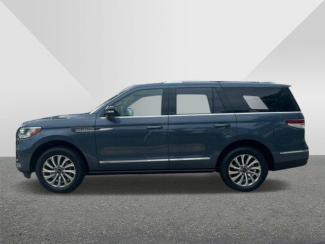 2022 Lincoln Navigator Standard