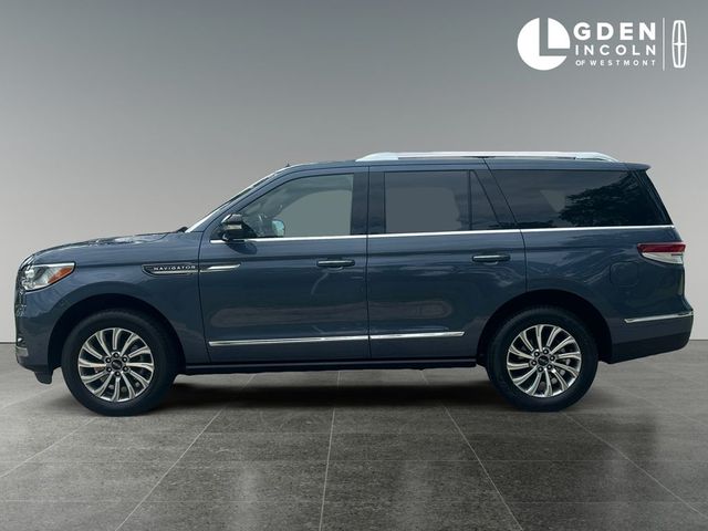 2022 Lincoln Navigator Standard