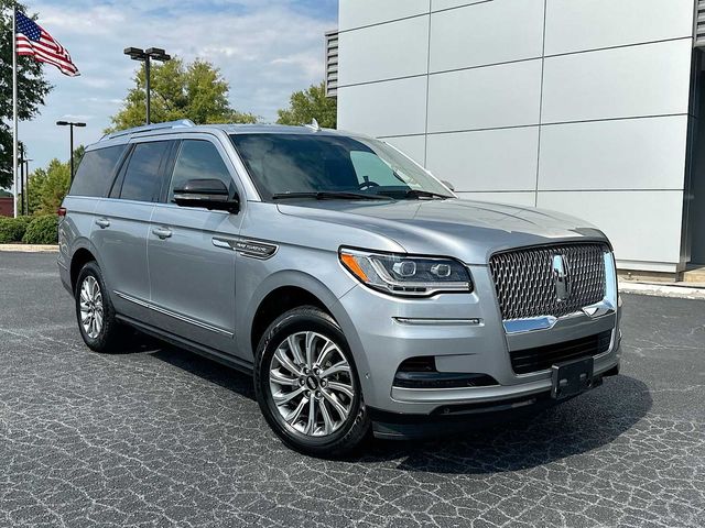 2022 Lincoln Navigator Standard