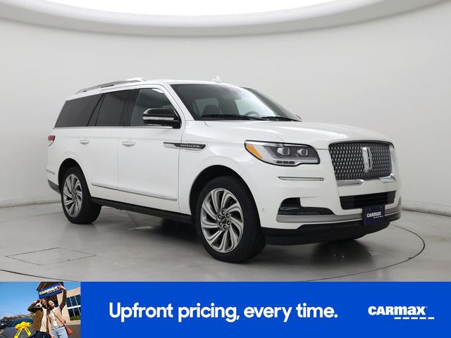 2022 Lincoln Navigator Standard