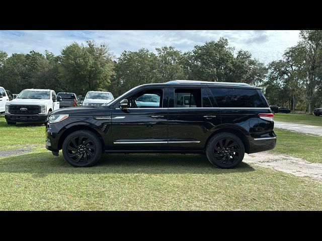 2022 Lincoln Navigator Standard