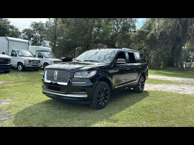 2022 Lincoln Navigator Standard