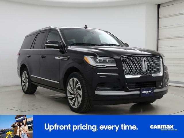2022 Lincoln Navigator Standard