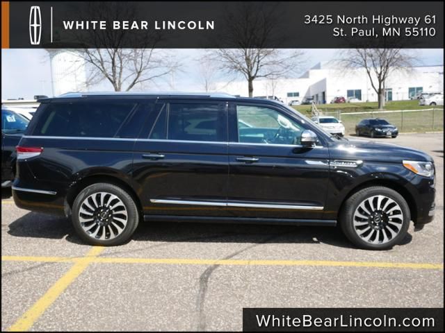 2022 Lincoln Navigator L Black Label