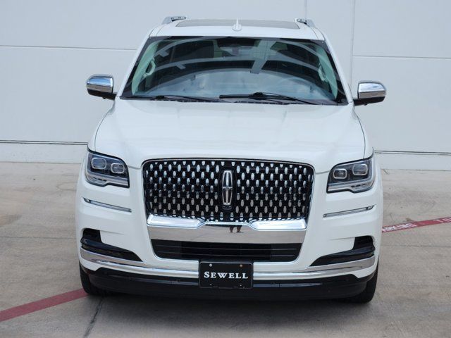 2022 Lincoln Navigator L Black Label