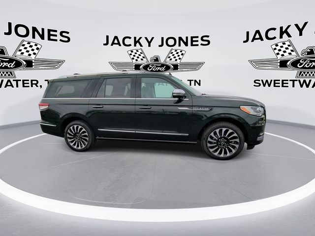 2022 Lincoln Navigator L Black Label