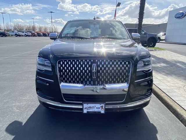 2022 Lincoln Navigator L Black Label