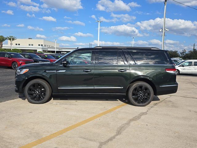 2022 Lincoln Navigator L Black Label