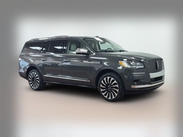 2022 Lincoln Navigator L Black Label