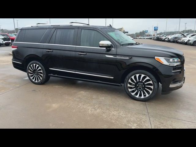 2022 Lincoln Navigator L Black Label