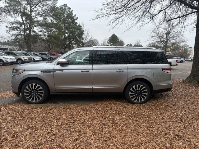 2022 Lincoln Navigator L Black Label