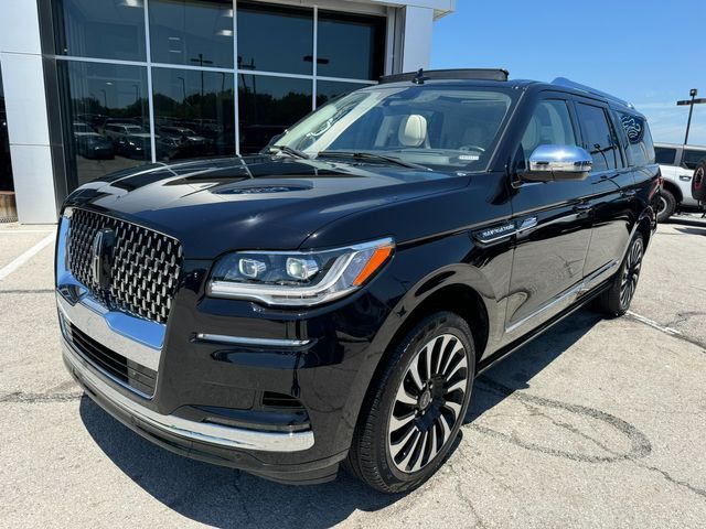 2022 Lincoln Navigator L Black Label