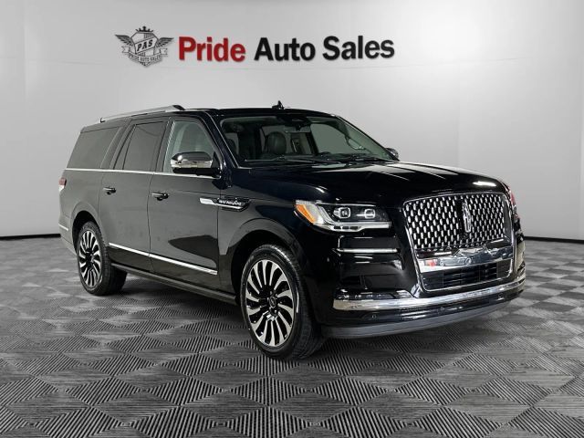 2022 Lincoln Navigator L Black Label