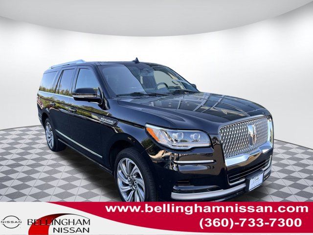 2022 Lincoln Navigator L Reserve